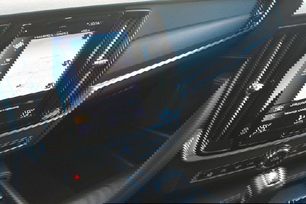 Volvo V90 Cross Country usata a Cuneo (15)