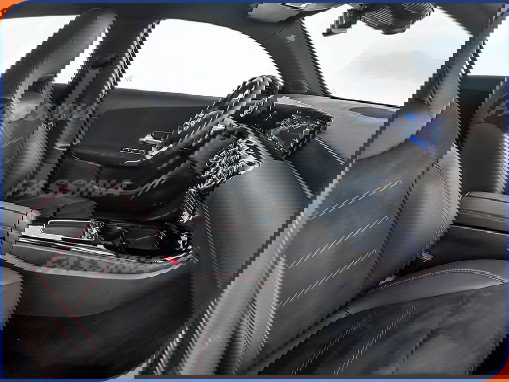 Mercedes-Benz Classe A Sedan usata a Milano (13)