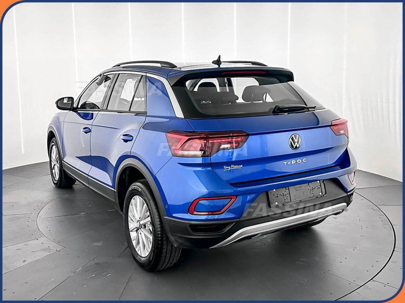 Volkswagen T-Roc usata a Milano (4)