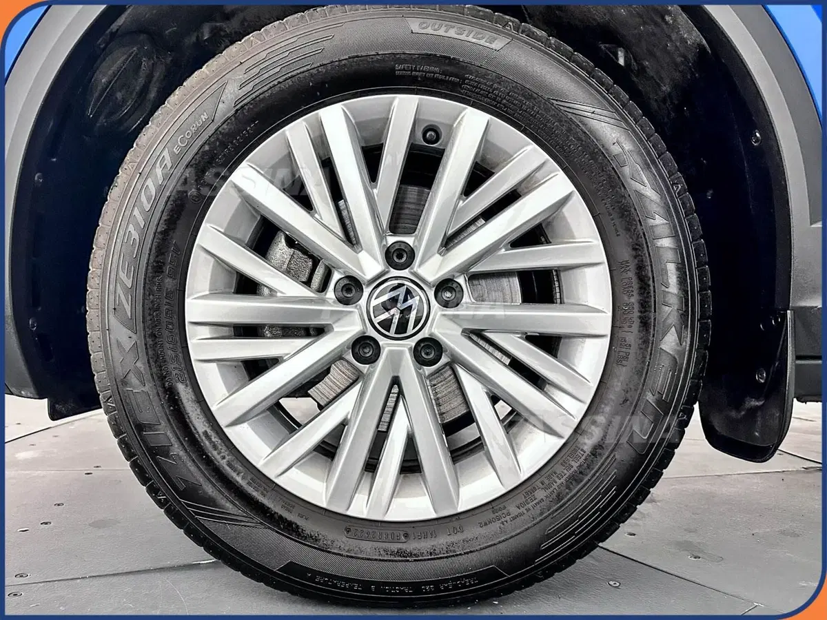 Volkswagen T-Roc usata a Milano (7)