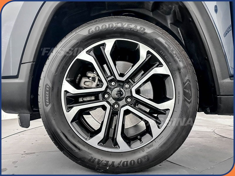 Jeep Compass usata a Milano (7)