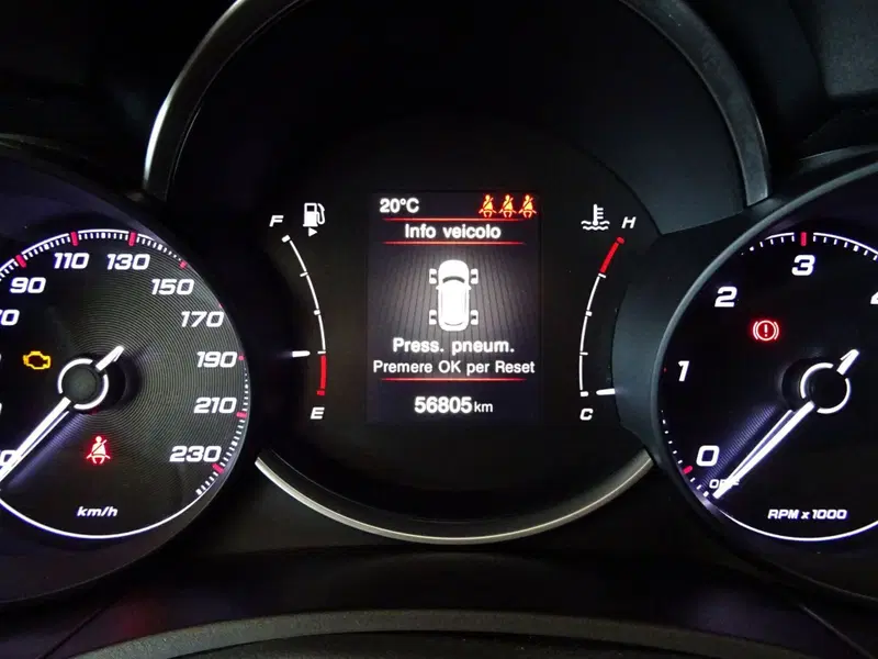 Fiat 500X usata a Lucca (13)