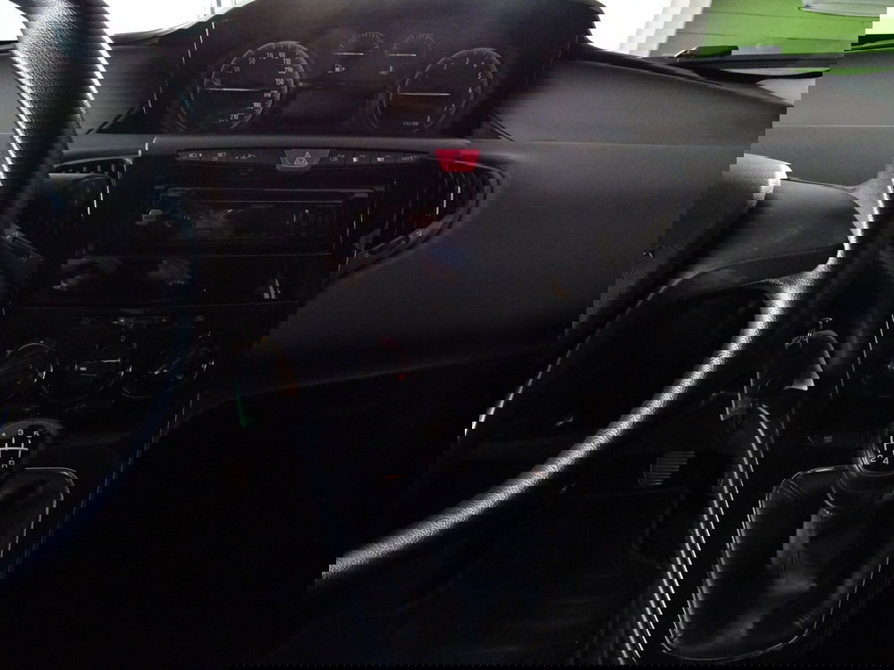 Lancia Ypsilon usata a Lucca (12)