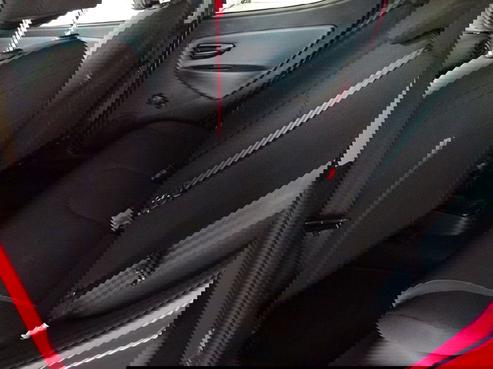 Lancia Ypsilon usata a Lucca (13)