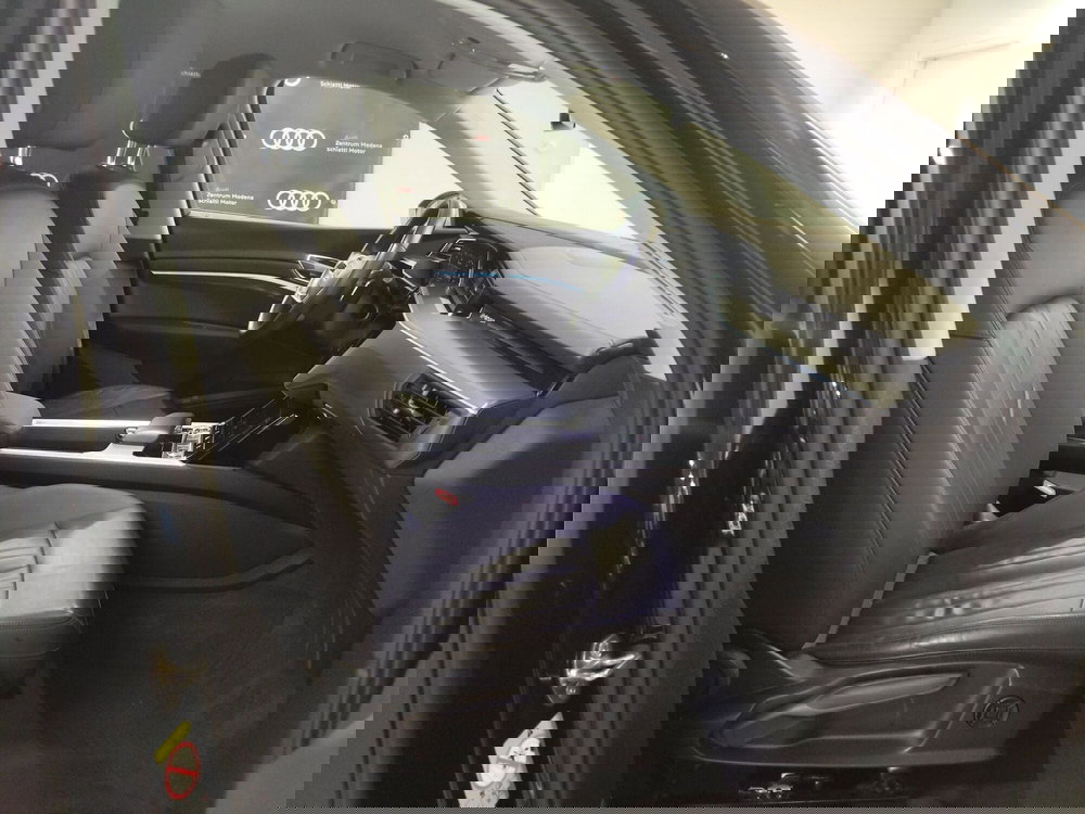 Audi e-tron Sportback usata a Modena (14)