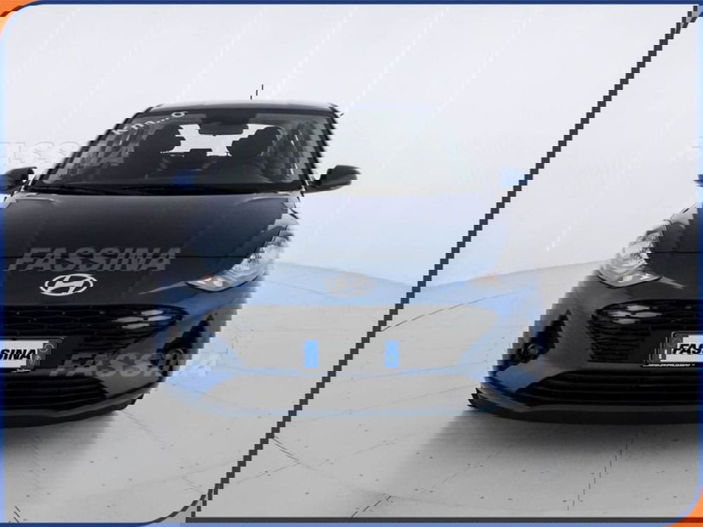 Hyundai i10 nuova a Milano (2)