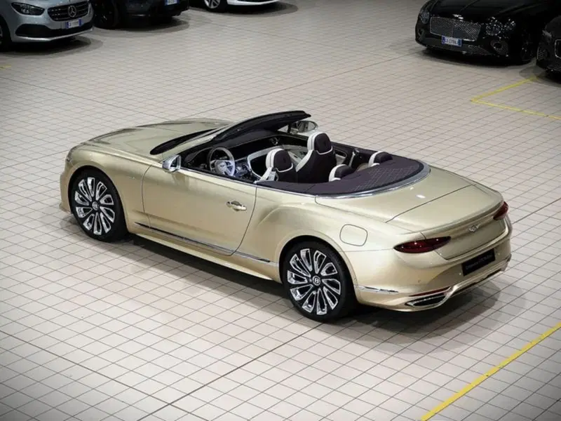 Bentley Continental GT usata a Milano (11)