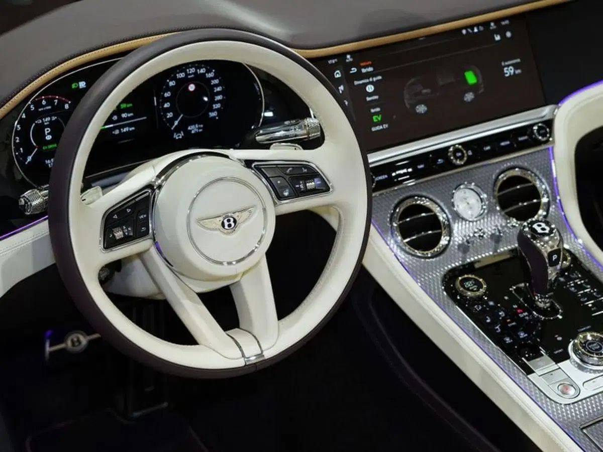 Bentley Continental GT usata a Milano (6)