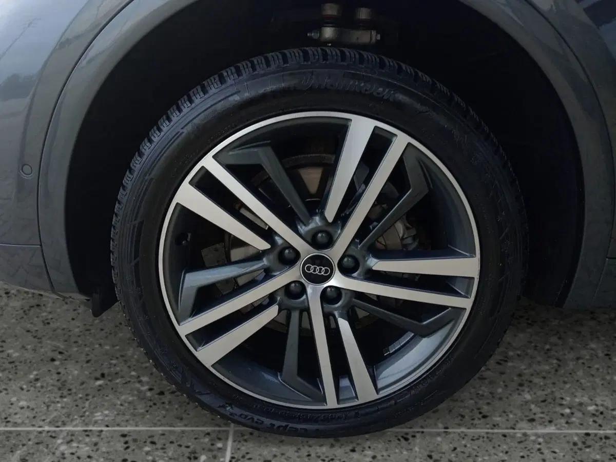 Audi Q5 Sportback usata a Bari (10)