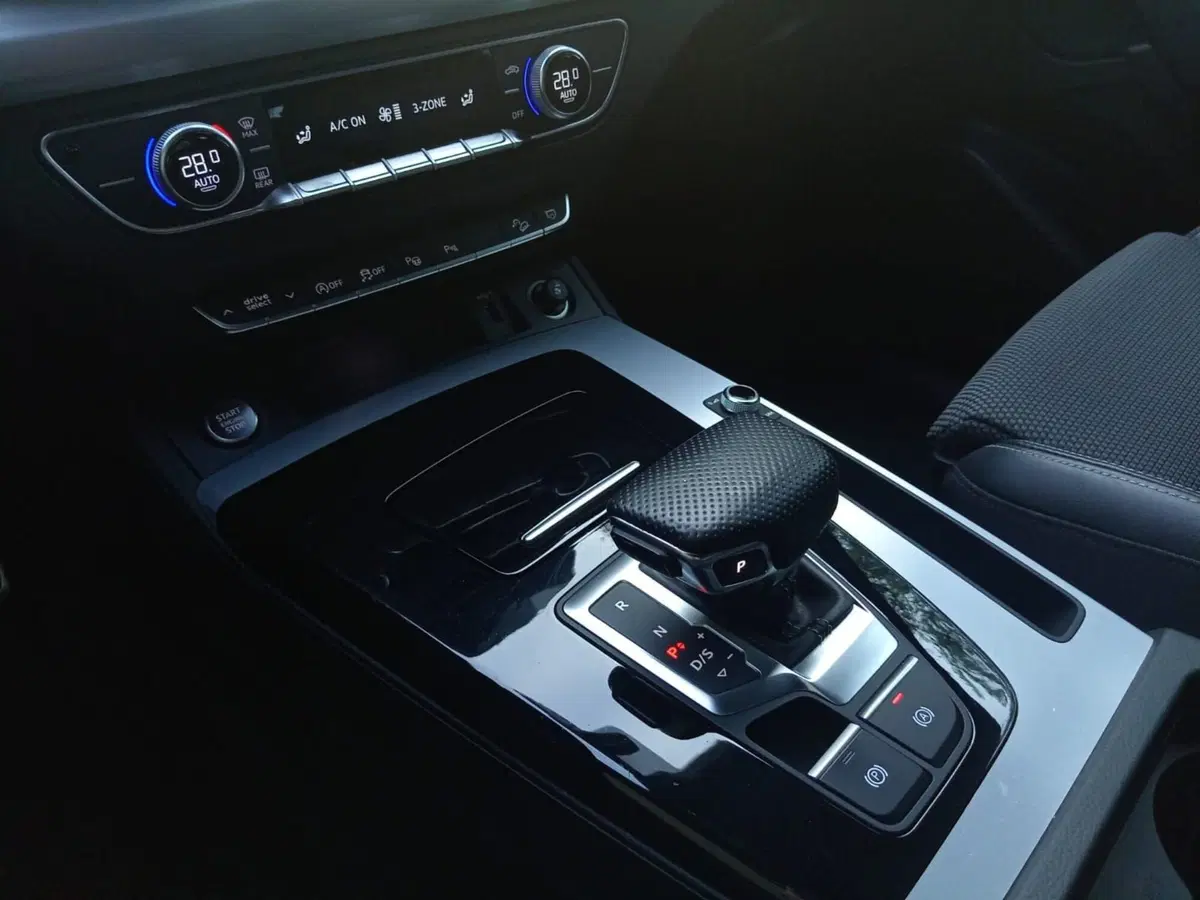 Audi Q5 Sportback usata a Bari (15)