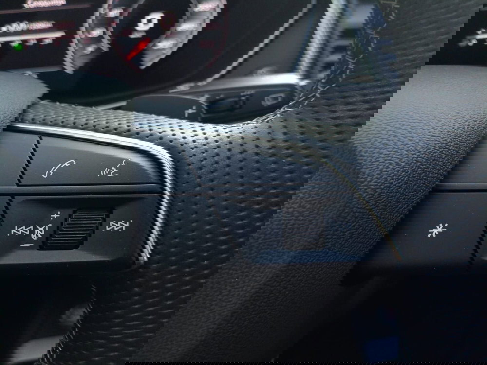 Audi Q5 Sportback usata a Bari (8)