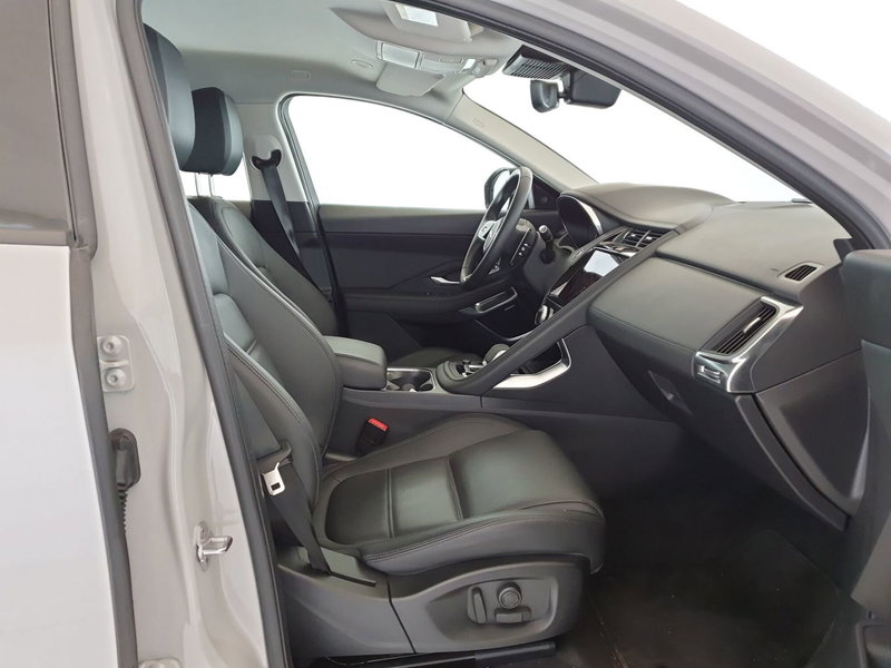 Jaguar E-Pace usata a Monza e Brianza (3)