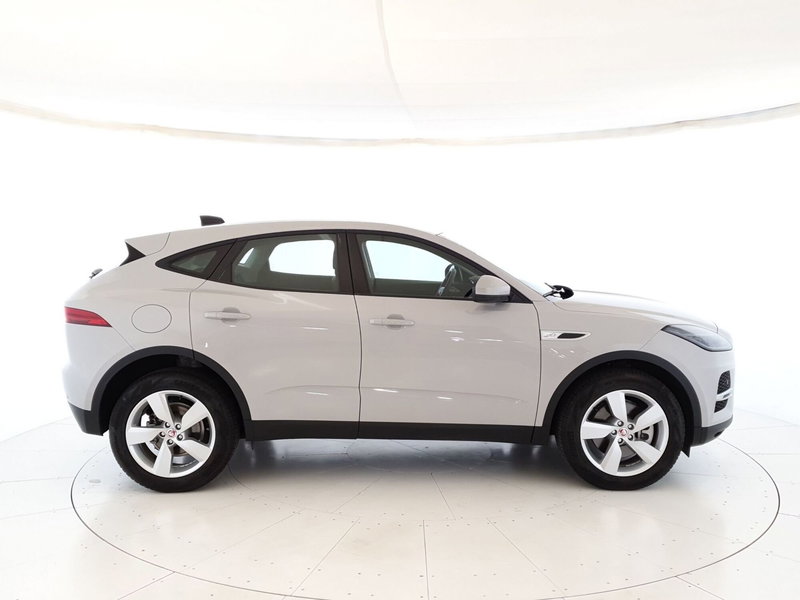 Jaguar E-Pace usata a Monza e Brianza (6)