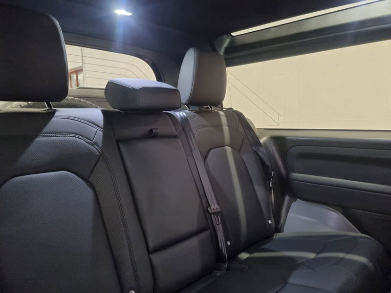 Land Rover Defender usata a Brescia (9)