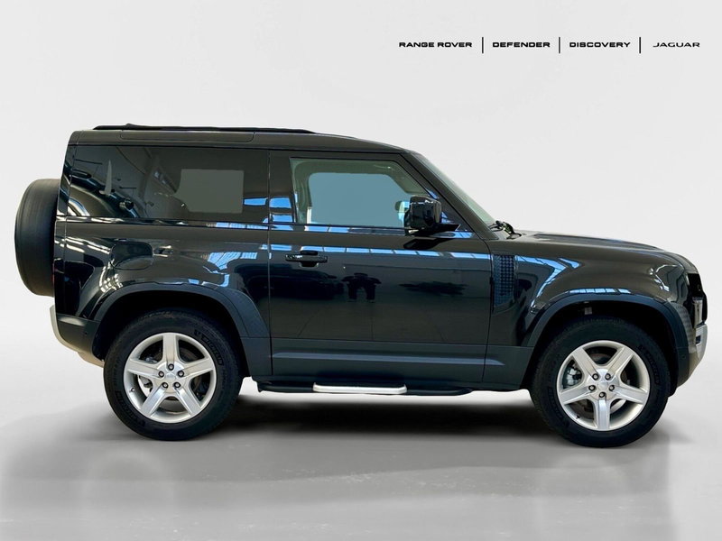 Land Rover Defender usata a Bari (6)