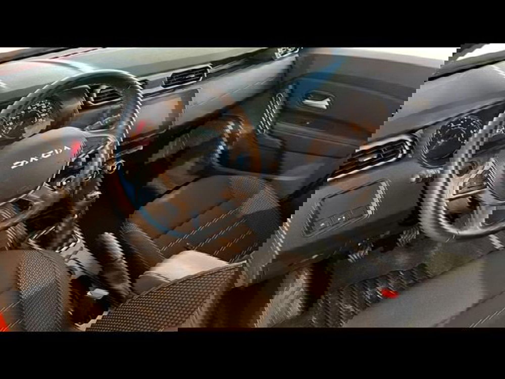 Dacia Duster usata a Firenze (10)