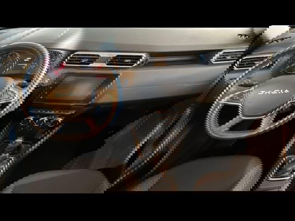 Dacia Duster usata a Firenze (7)