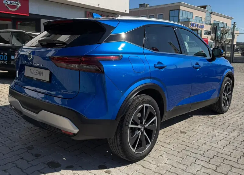 Nissan Qashqai usata a Macerata (5)