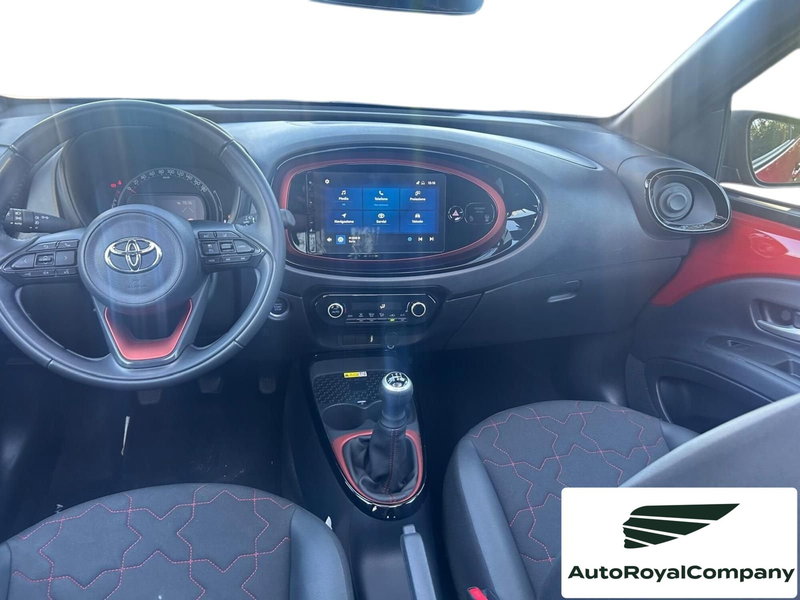 Toyota Aygo X usata a Roma (8)