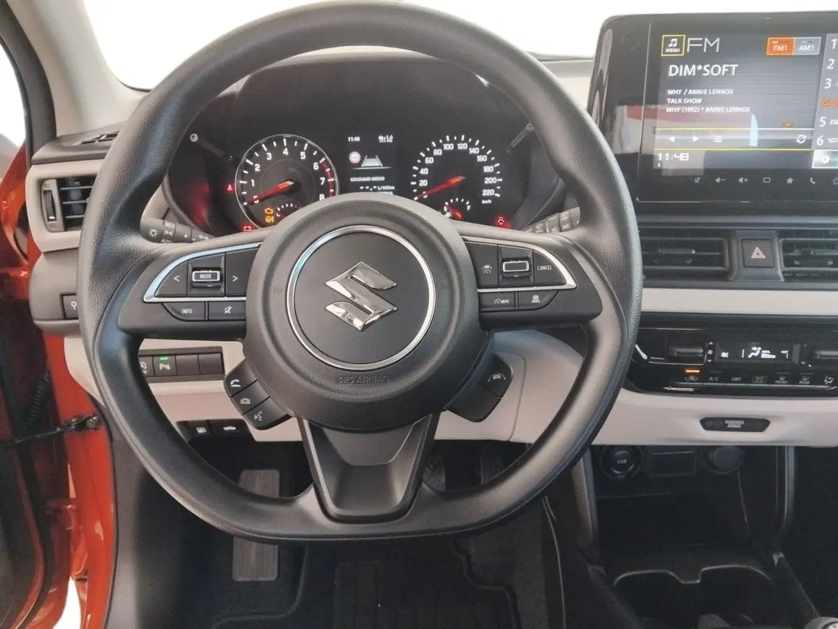 Suzuki Swift nuova a Milano (10)
