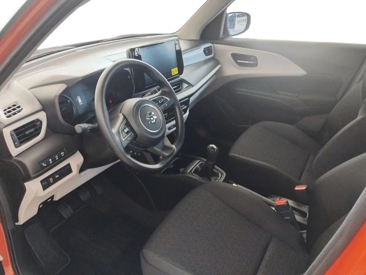 Suzuki Swift nuova a Milano (3)