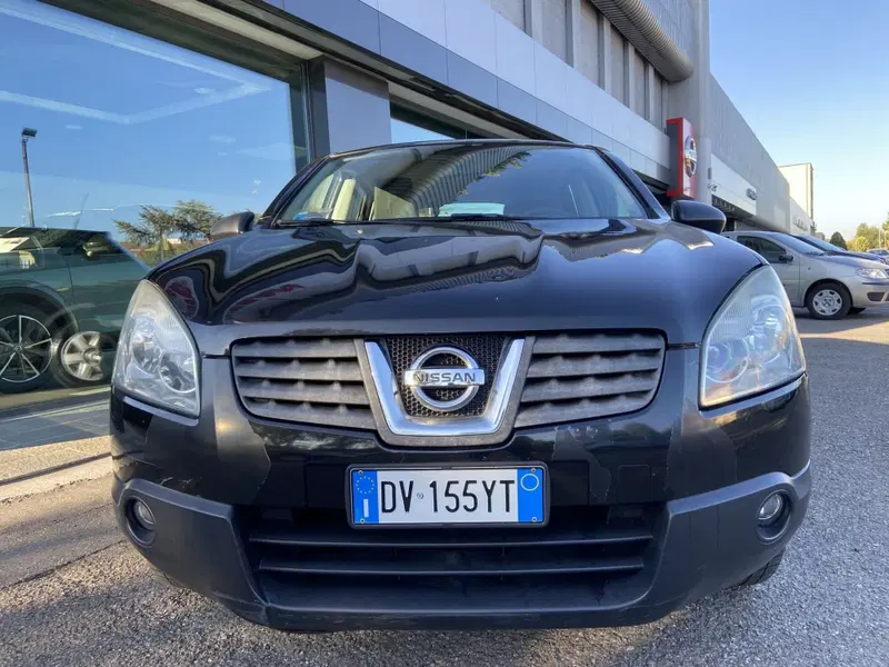 Nissan Qashqai usata a Modena (2)