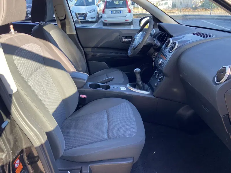 Nissan Qashqai usata a Modena (9)