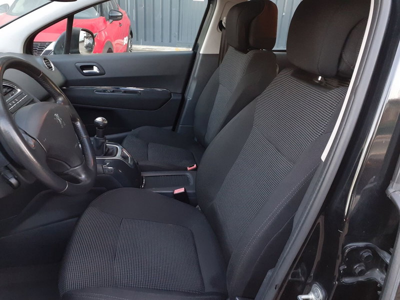 Peugeot 5008 usata a Modena (12)