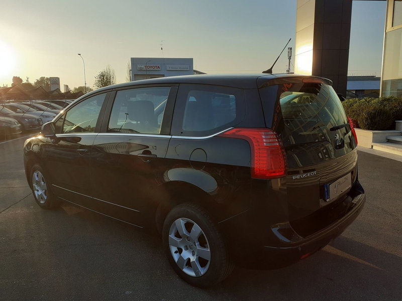 Peugeot 5008 usata a Modena (8)