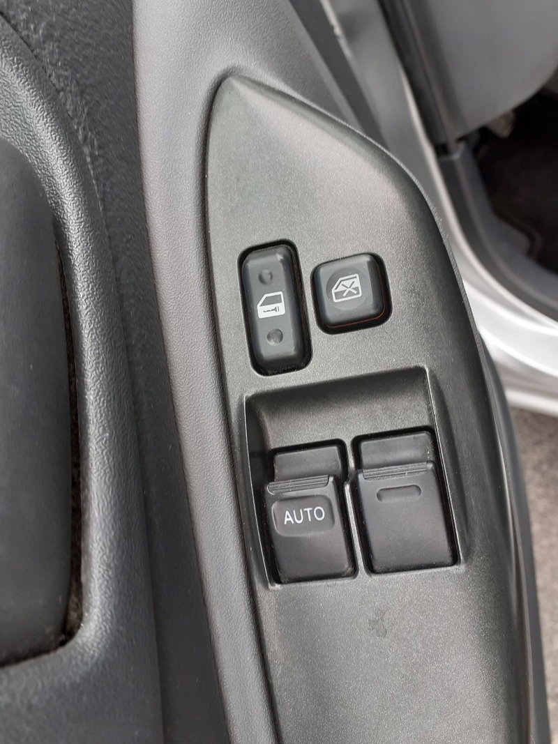 Toyota Yaris usata a Modena (8)