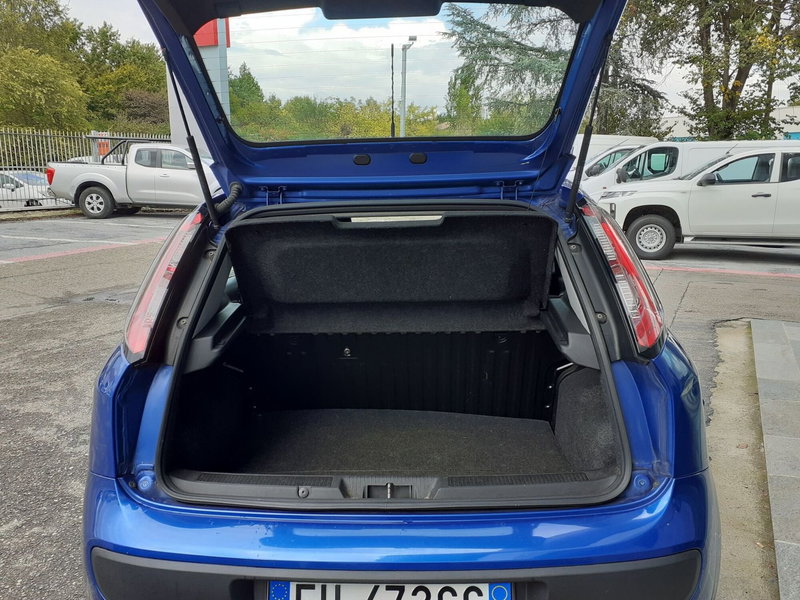 Fiat Grande Punto usata a Modena (16)