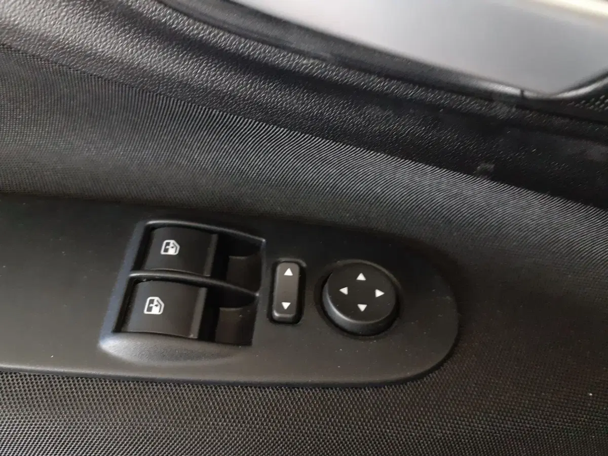 Fiat Punto usata a Modena (10)