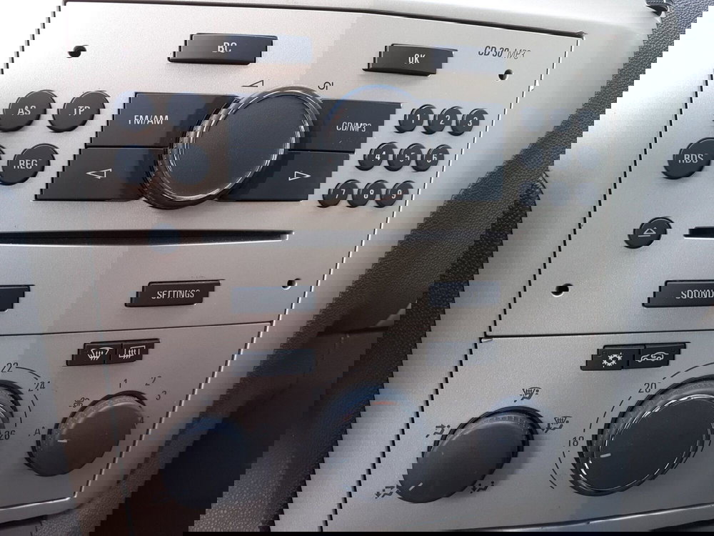 Opel Zafira usata a Modena (10)