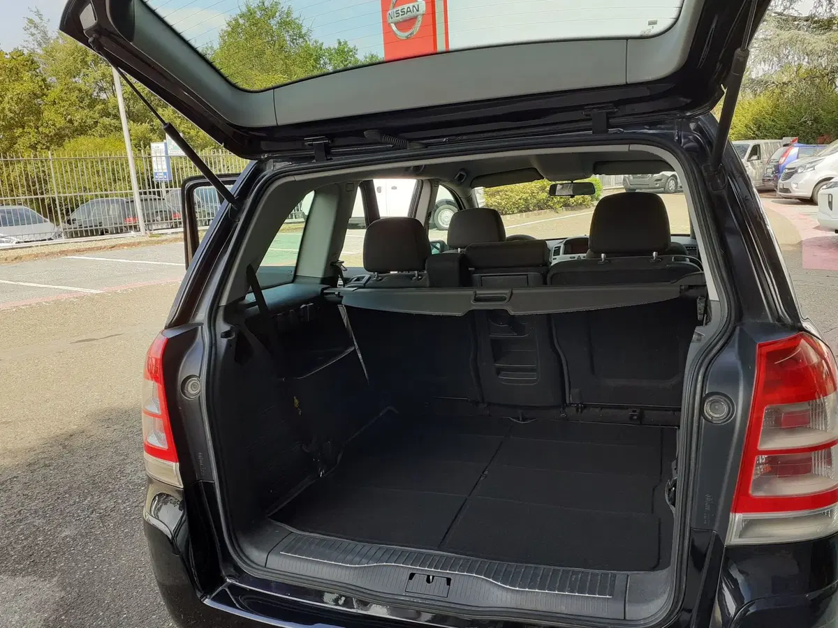 Opel Zafira usata a Modena (5)