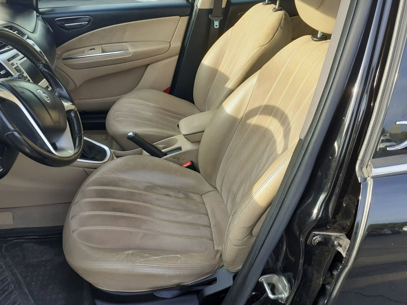 Lancia Delta usata a Modena (10)