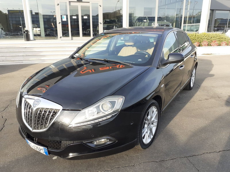 Lancia Delta usata a Modena (2)