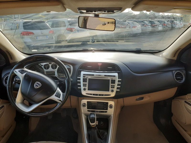 Lancia Delta usata a Modena (8)