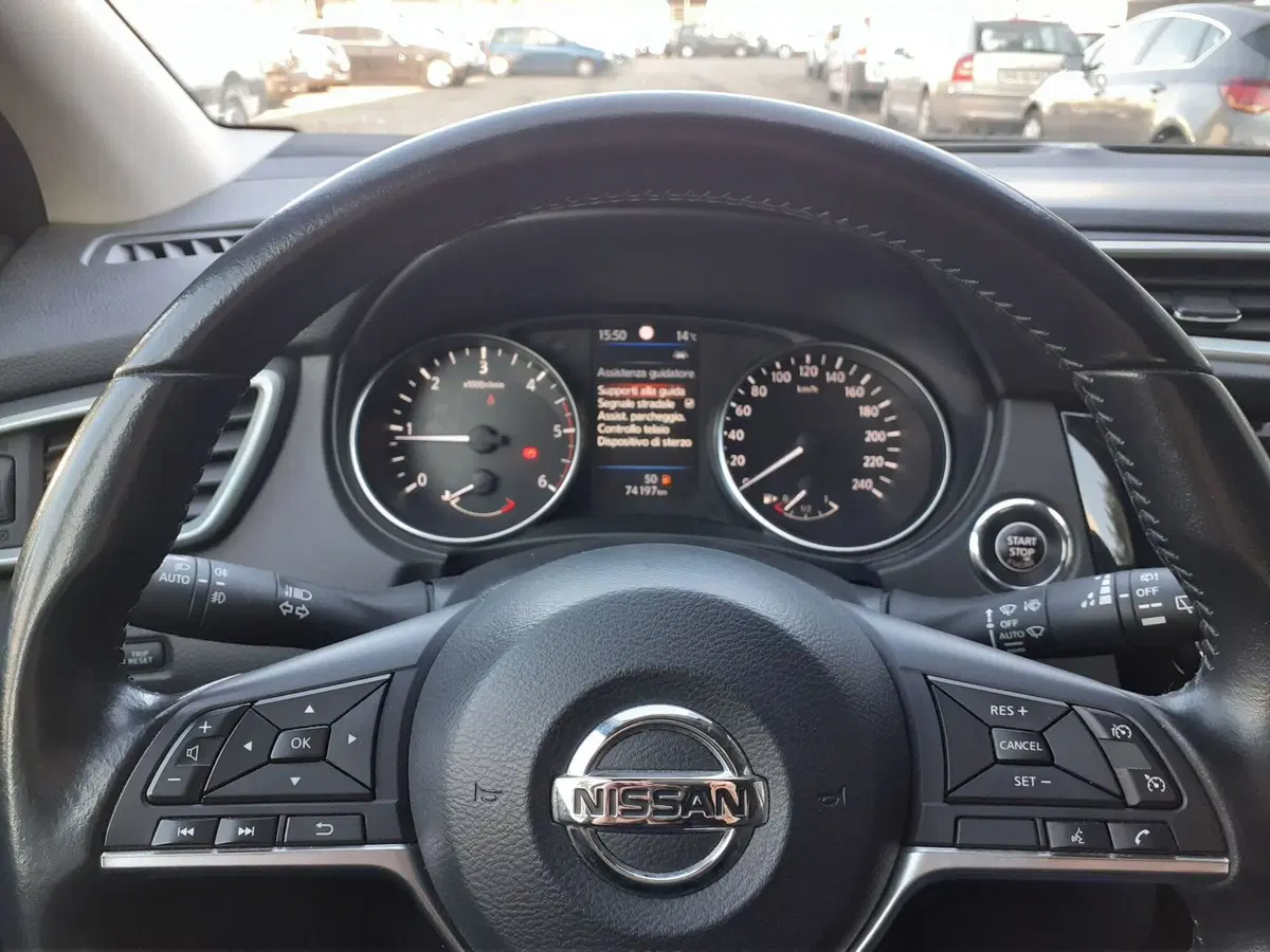 Nissan Qashqai usata a Modena (12)
