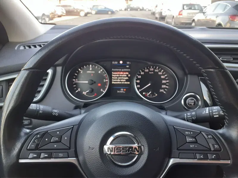 Nissan Qashqai usata a Modena (12)