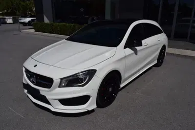 Mercedes-Benz CLA Shooting Brake 220 CDI 4Matic Aut. Sport del 2015 usata a Cuneo