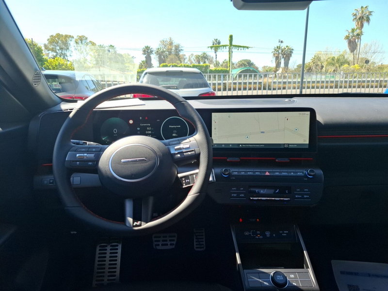 Hyundai Kona nuova a Latina (12)