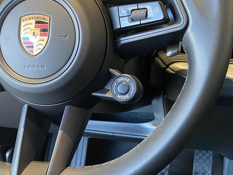 Porsche Cayenne usata a Firenze (17)