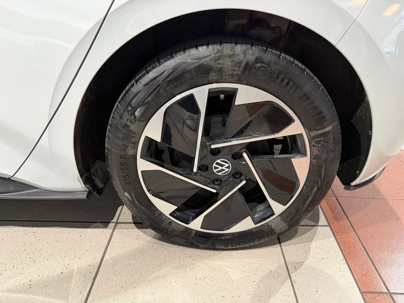 Volkswagen ID.3 usata a Genova (13)