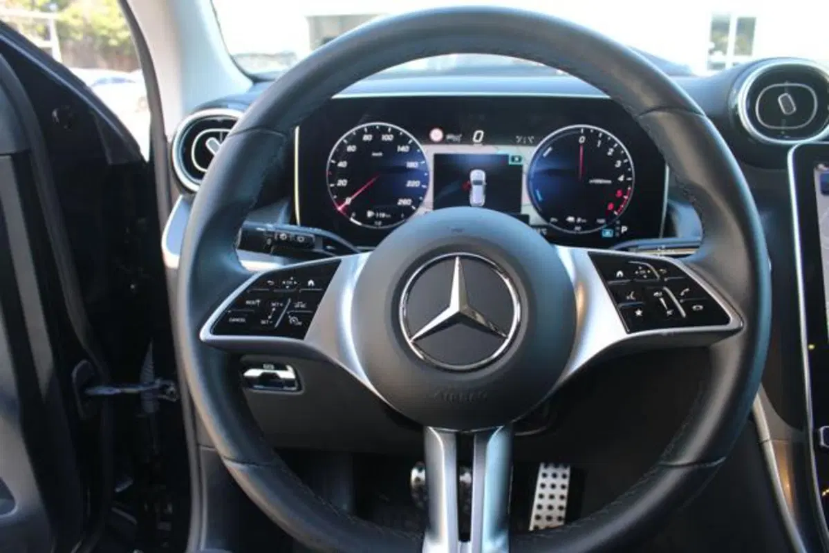 Mercedes-Benz GLC usata a Lecce (8)