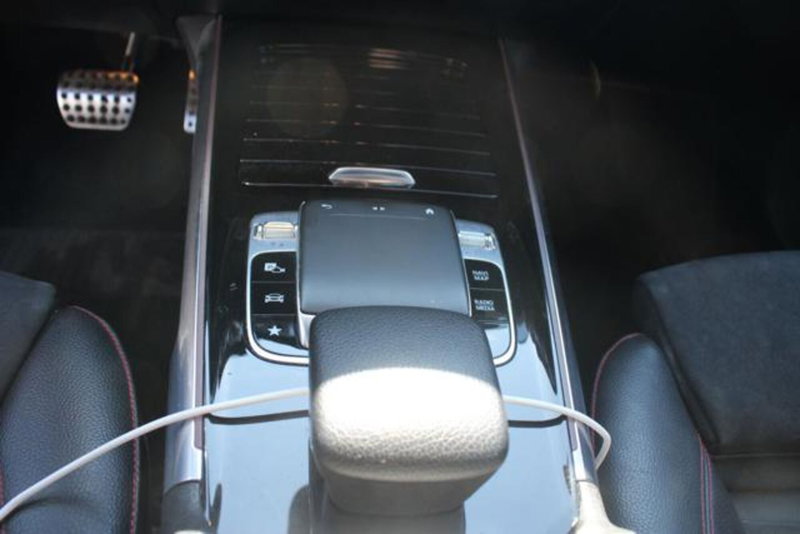 Mercedes-Benz GLB usata a Lecce (12)