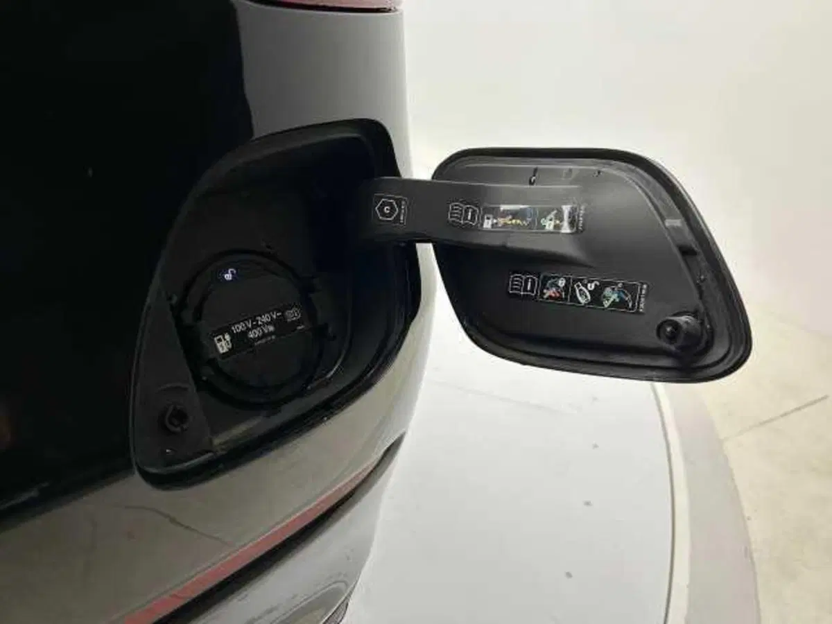 Mercedes-Benz GLC SUV usata a Avellino (16)