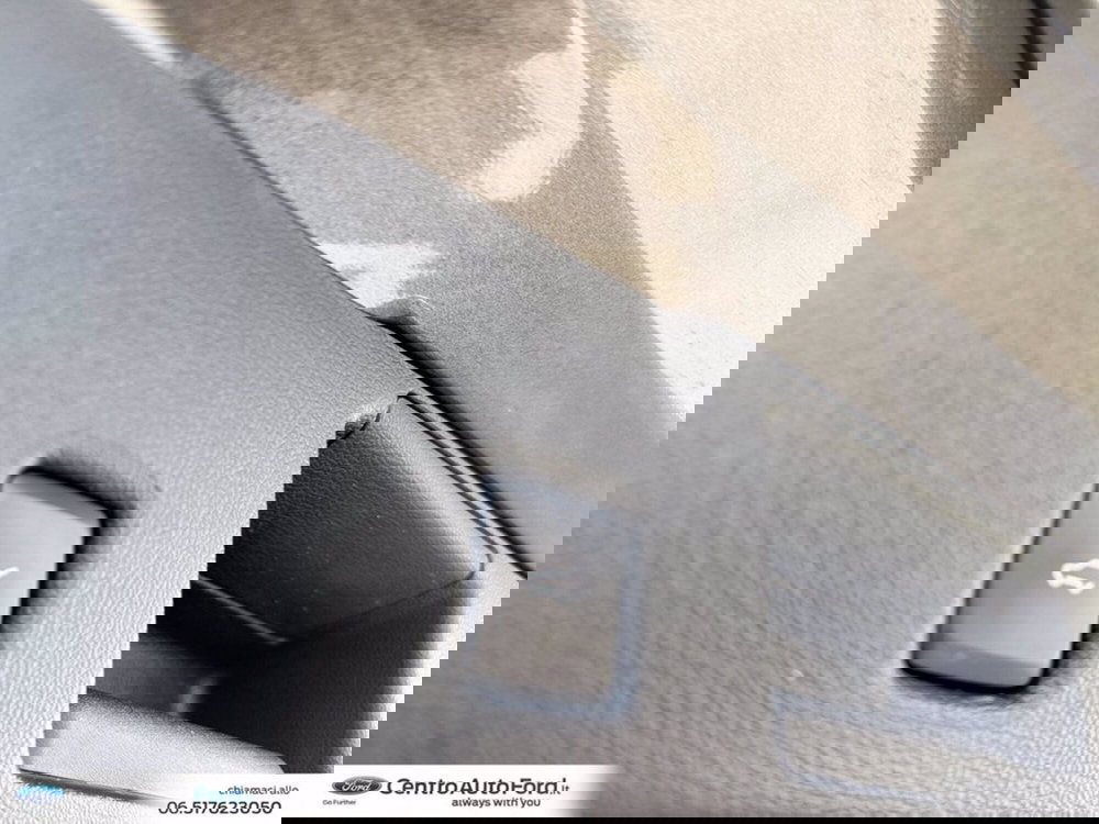 Ford Kuga usata a Roma (12)