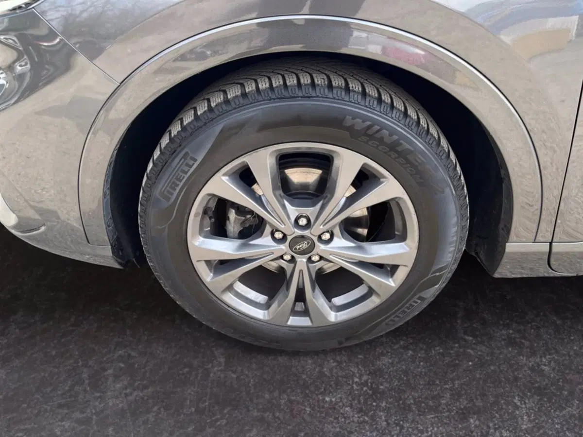 Ford Kuga usata a Milano (16)