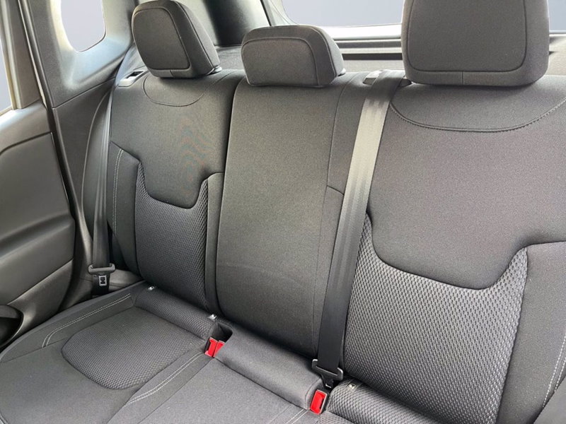 Jeep Renegade usata a Milano (12)