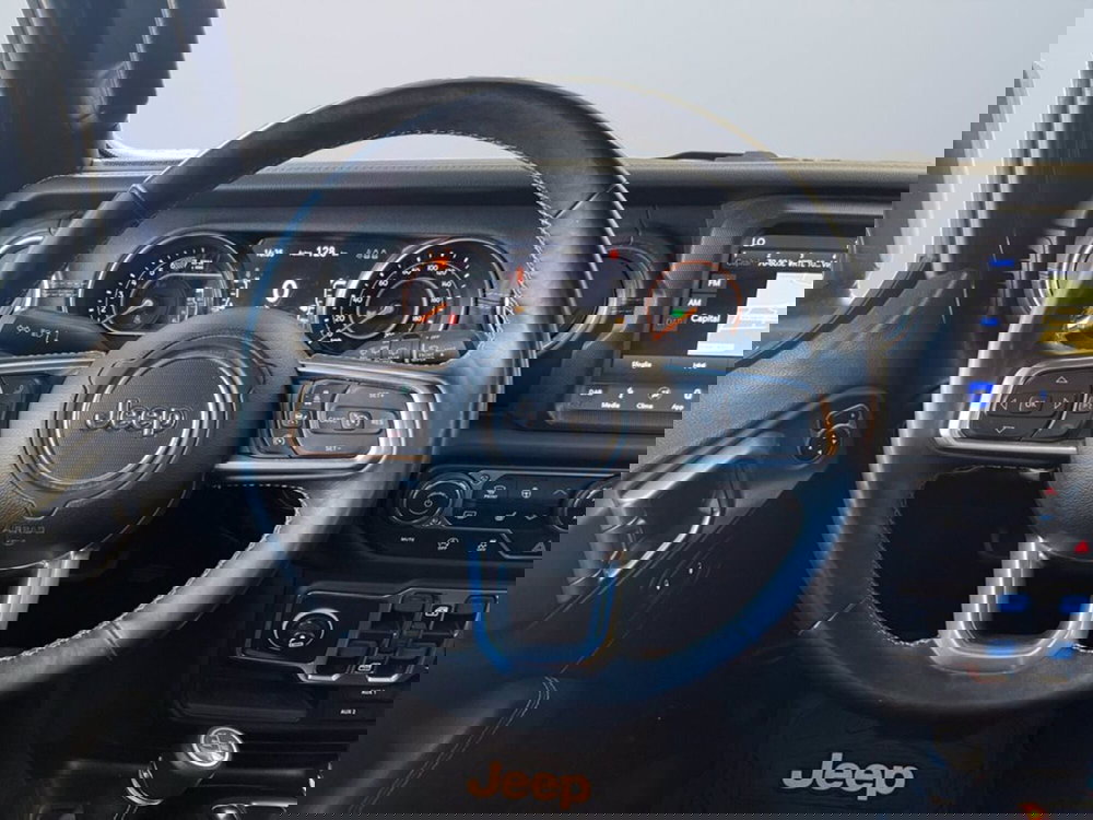 Jeep Wrangler Unlimited usata a Milano (13)